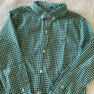 Boys Vineyard Vines button down. Sz 7